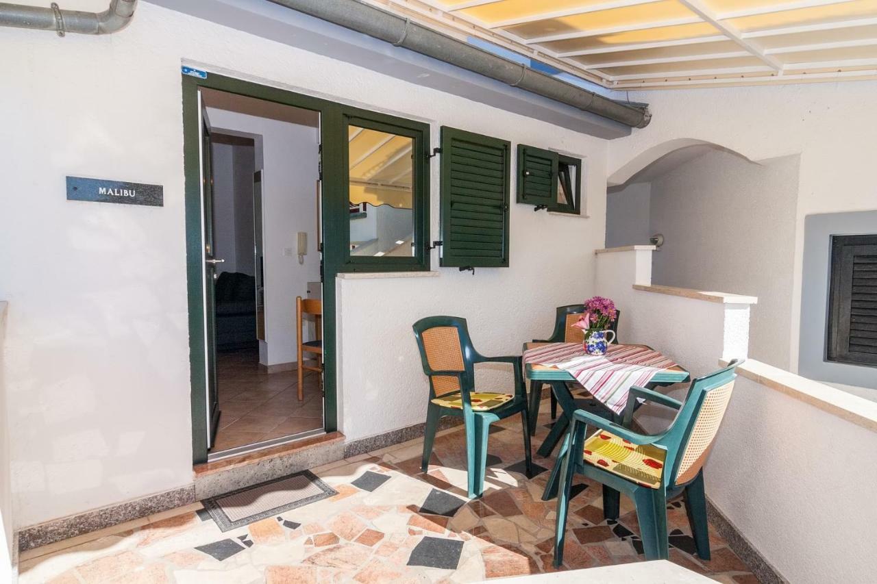Villa California Poreč Eksteriør bilde