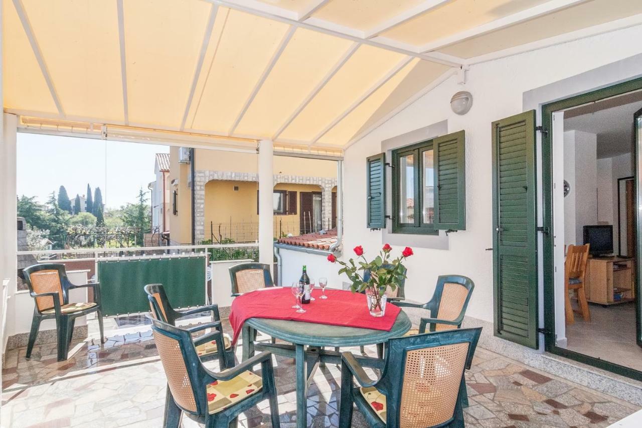 Villa California Poreč Eksteriør bilde